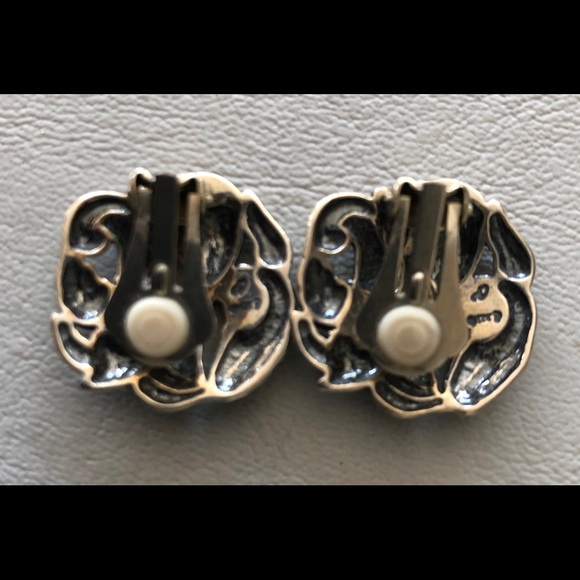 Carolyn Pollack Silver Clip Earrings - Picture 3 of 5